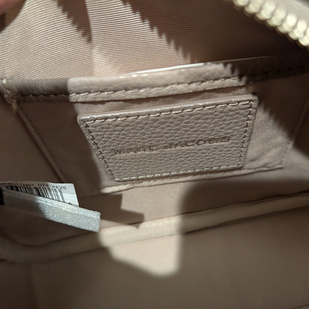 NWT Marc Jacobs Taupe Leather Crossbody Bag - Picture 9 of 10
